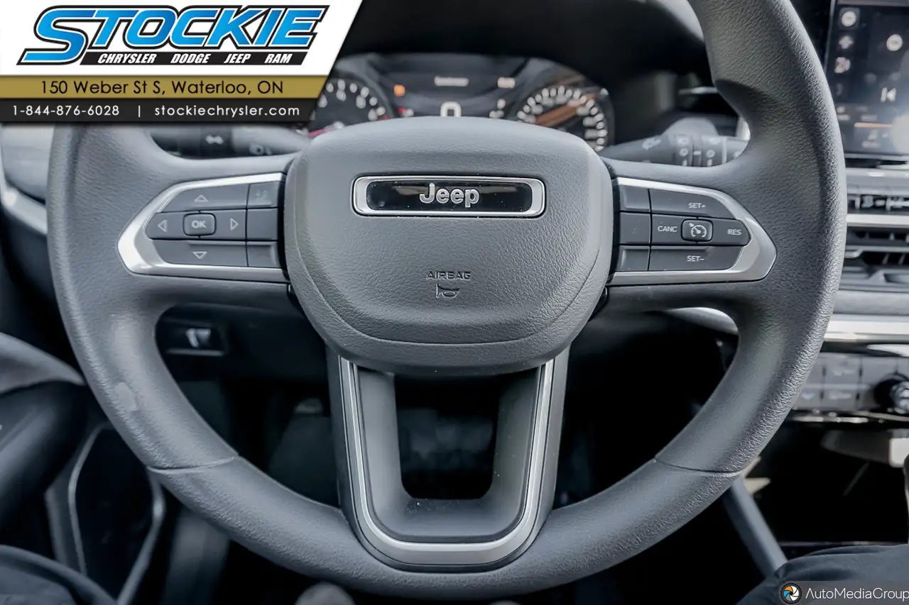 Jeep Compass photo Jeep Compass