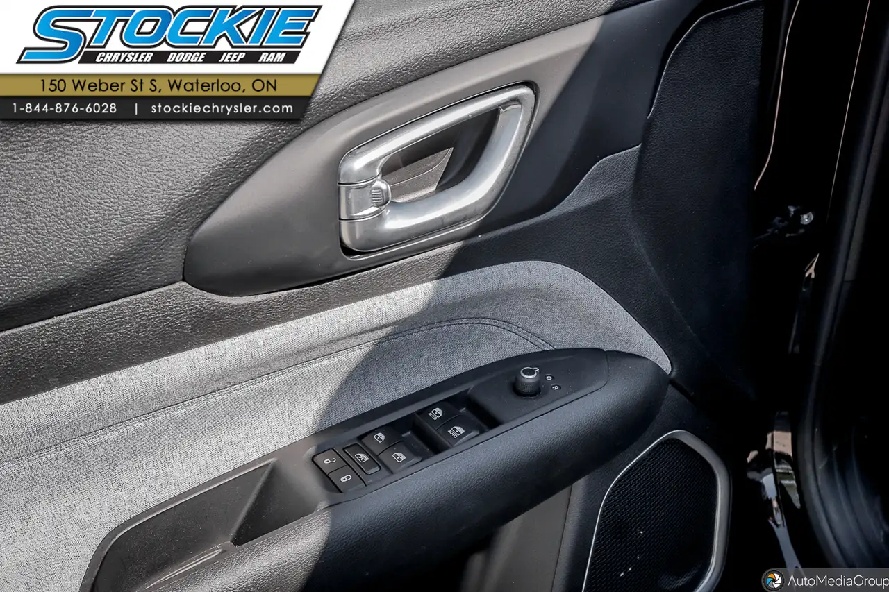 Jeep Compass photo Jeep Compass