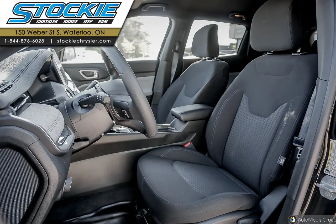 Jeep Compass photo Jeep Compass