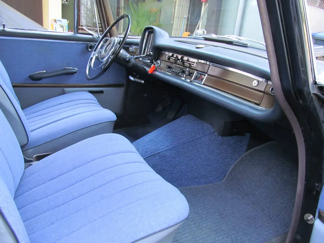 Mercedes-Benz 220 SE große Heckflosse HU-Sept.2027 Oldtimer, foto 12