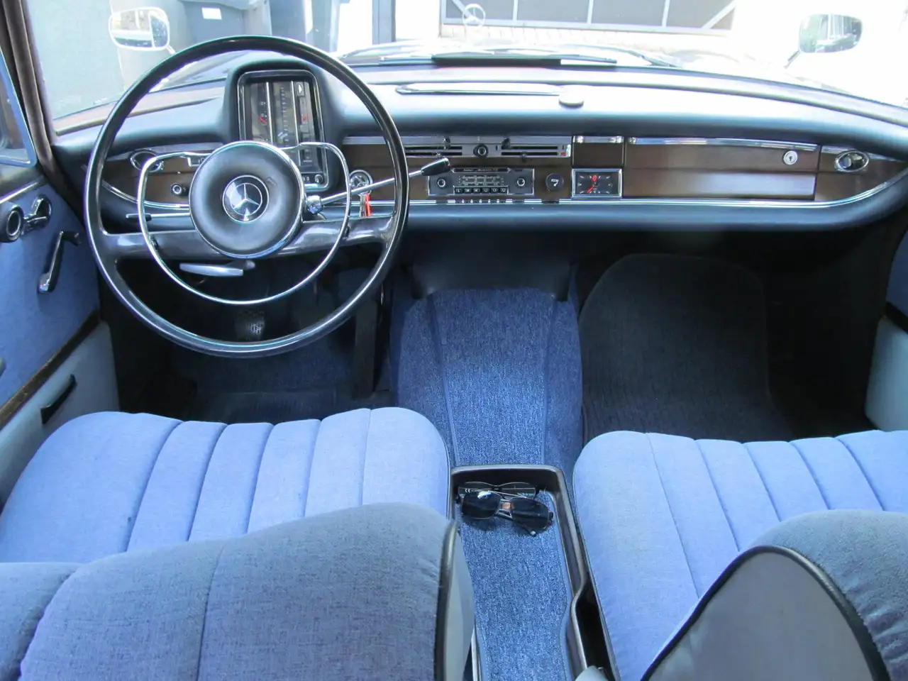 Mercedes-Benz 220 SE große Heckflosse HU-Sept.2027 Oldtimer, foto 8