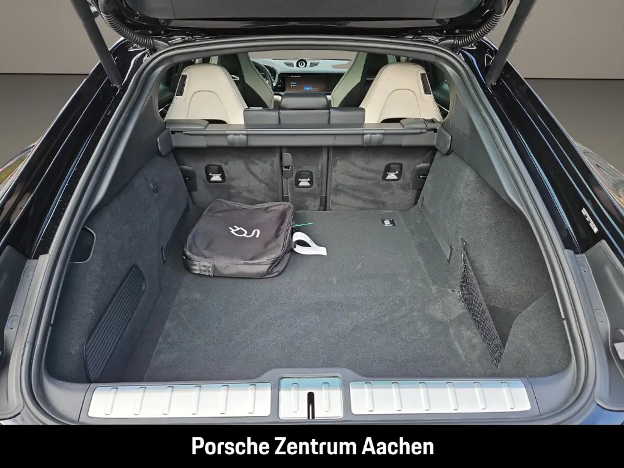 Porsche Panamera 4 E-Hybrid Head-Up BOSE 21-Zoll BOSE 9