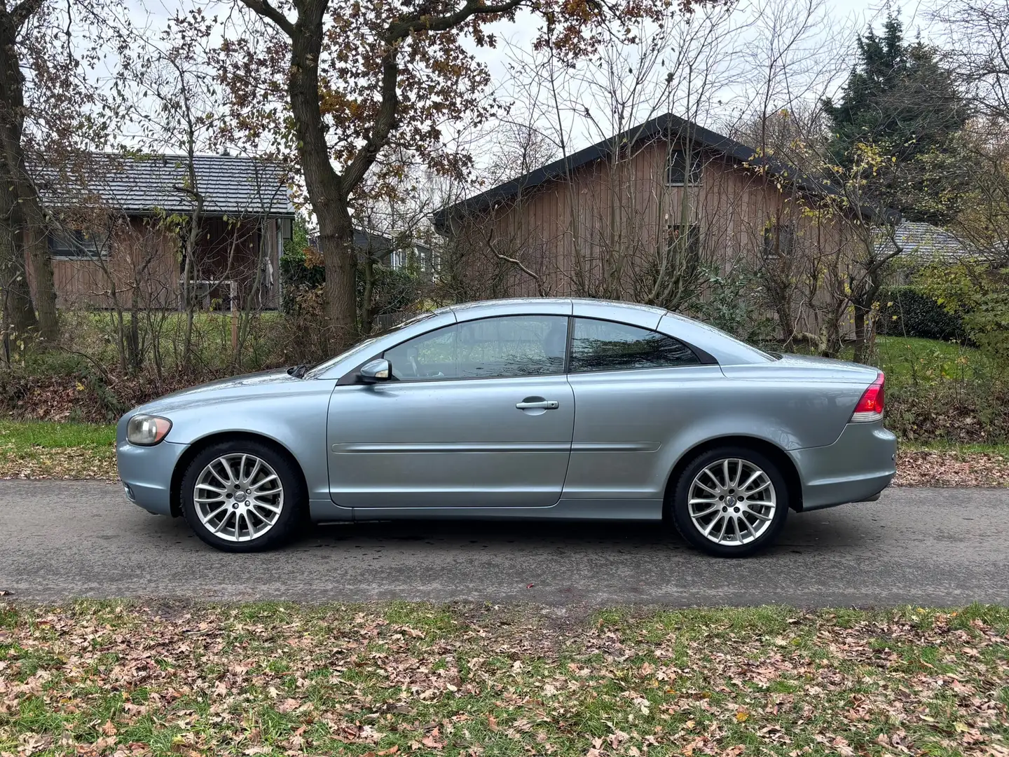 Volvo C70 Convertible 2.4 D5 Momentum | Cruise + Automaat Nu Mavi - 2