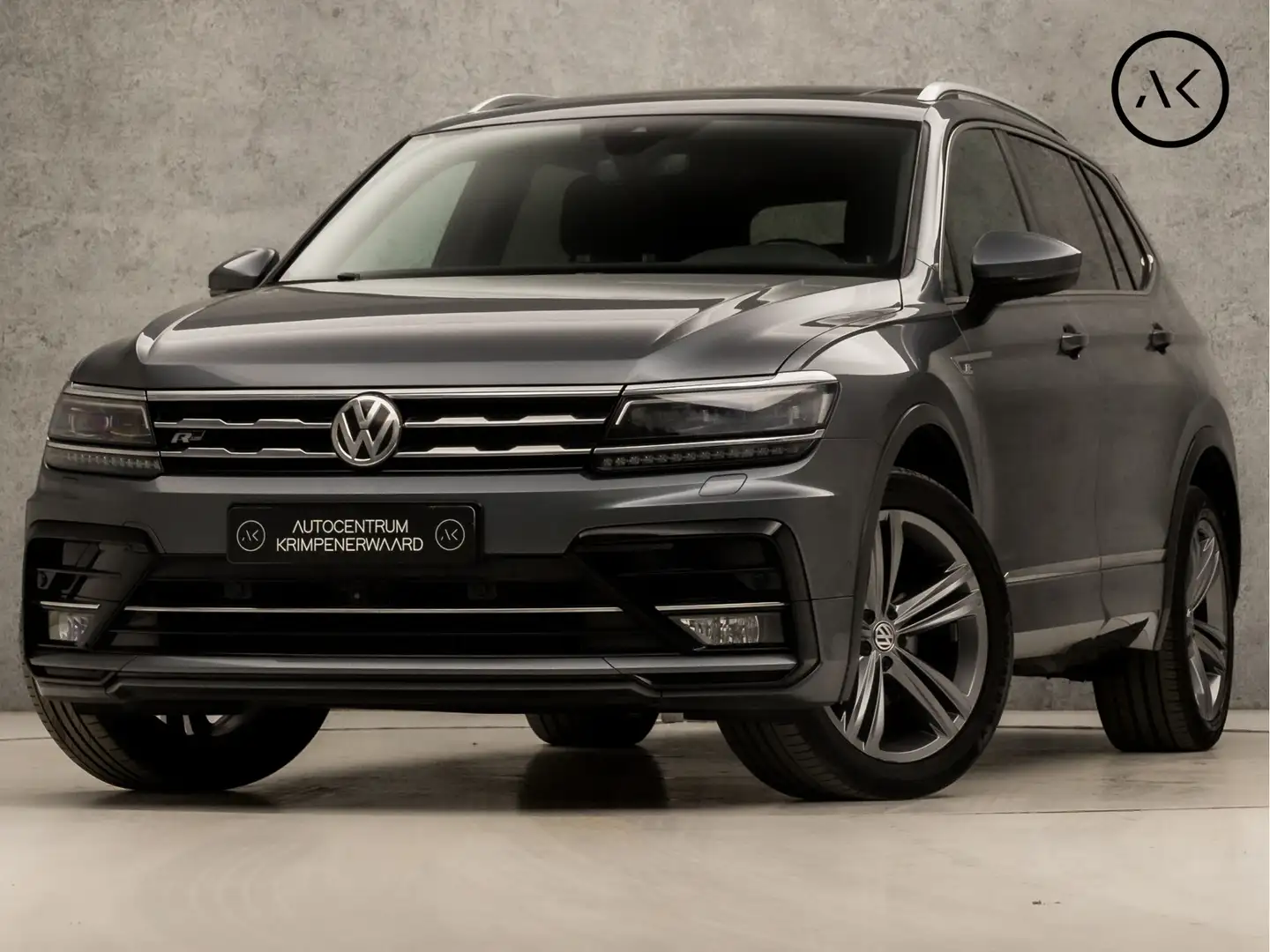 Volkswagen Tiguan Allspace 1.5 TSI Highline R Line 7 Persoons 150Pk Automaat Grijs - 1