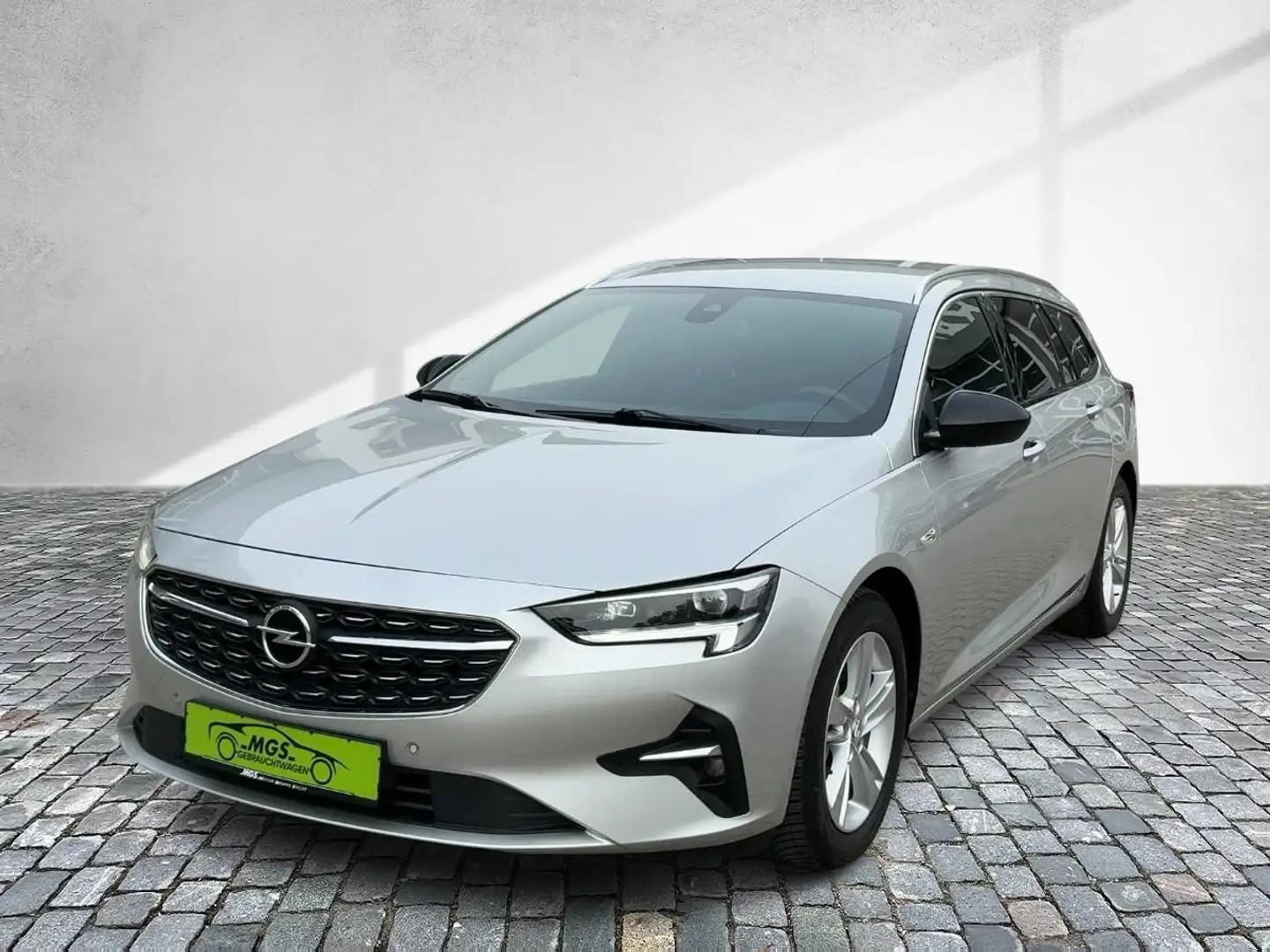 Opel Insignia Elegance 2.0 16V Turbo SHZ #HUD #NAVI Zilver - 2