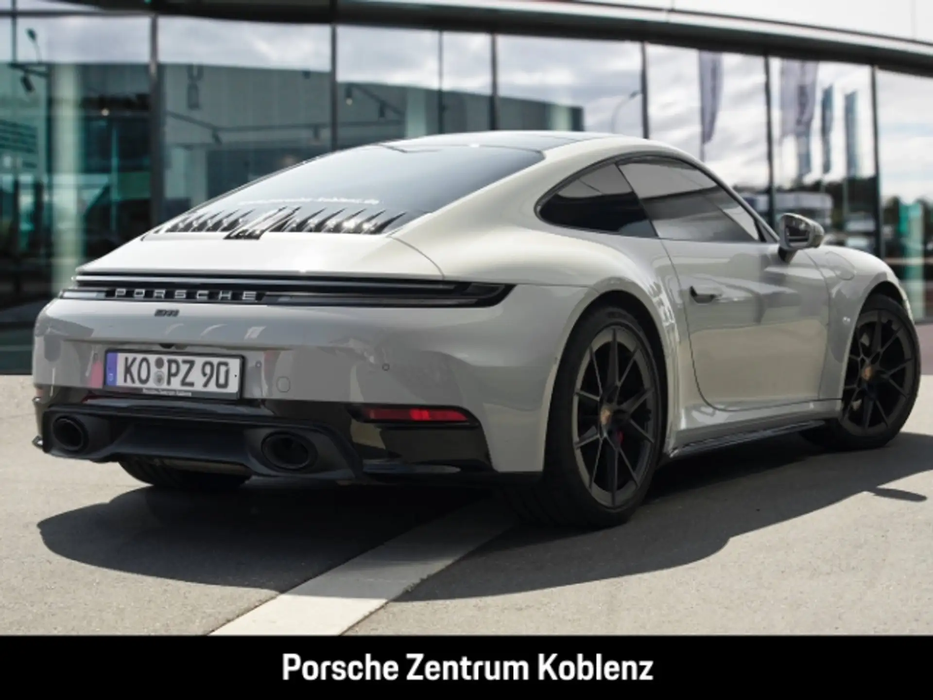 Porsche 911 911 Carrera S Coupe 2025 흰색 사진 6