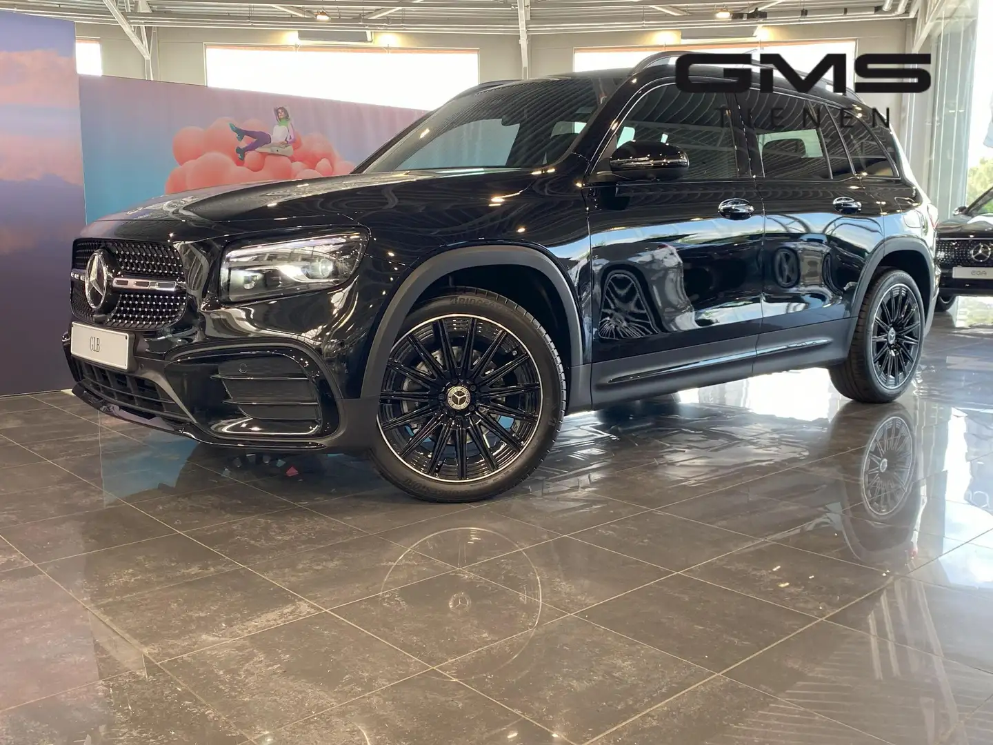 Mercedes-Benz GLB 200 d AMG Line Zwart - 1