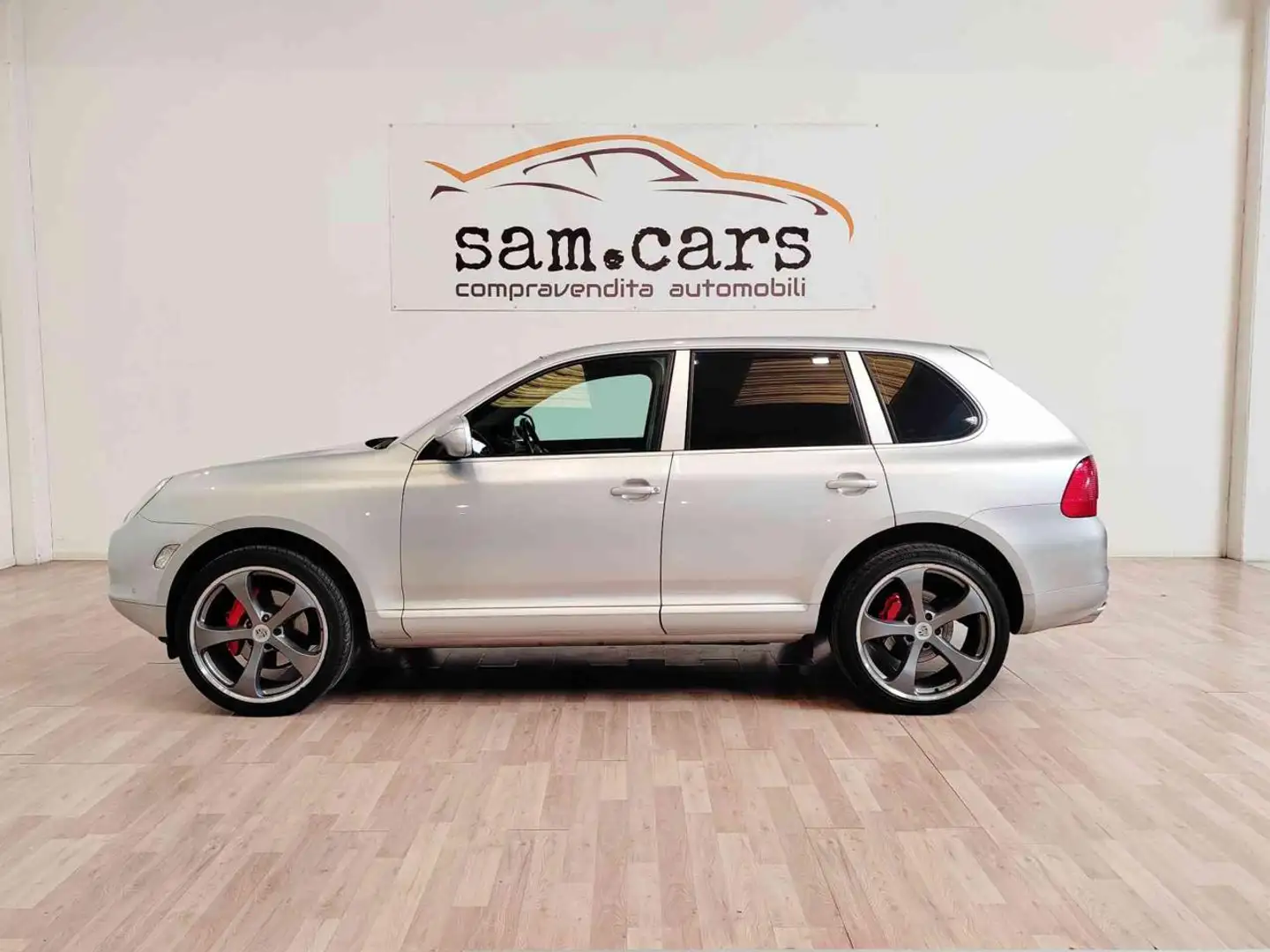 Porsche Cayenne 4.5 cat Turbo Argento - 2