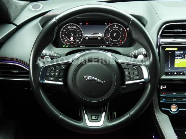 Jaguar F-Pace view 13