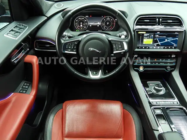 Jaguar F-Pace view 14