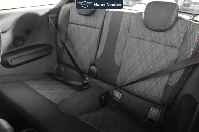 Mini Hatch view 13