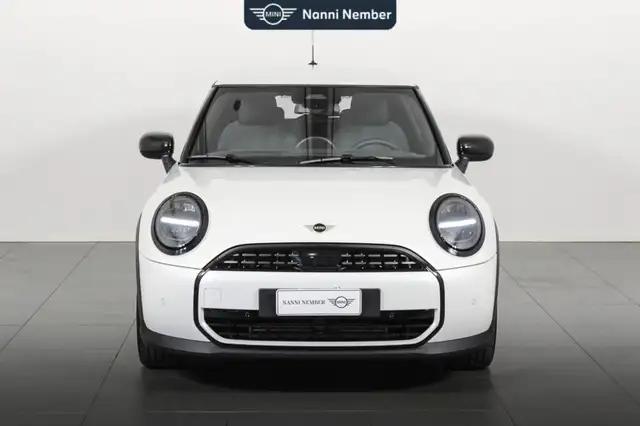 Mini Hatch view 2