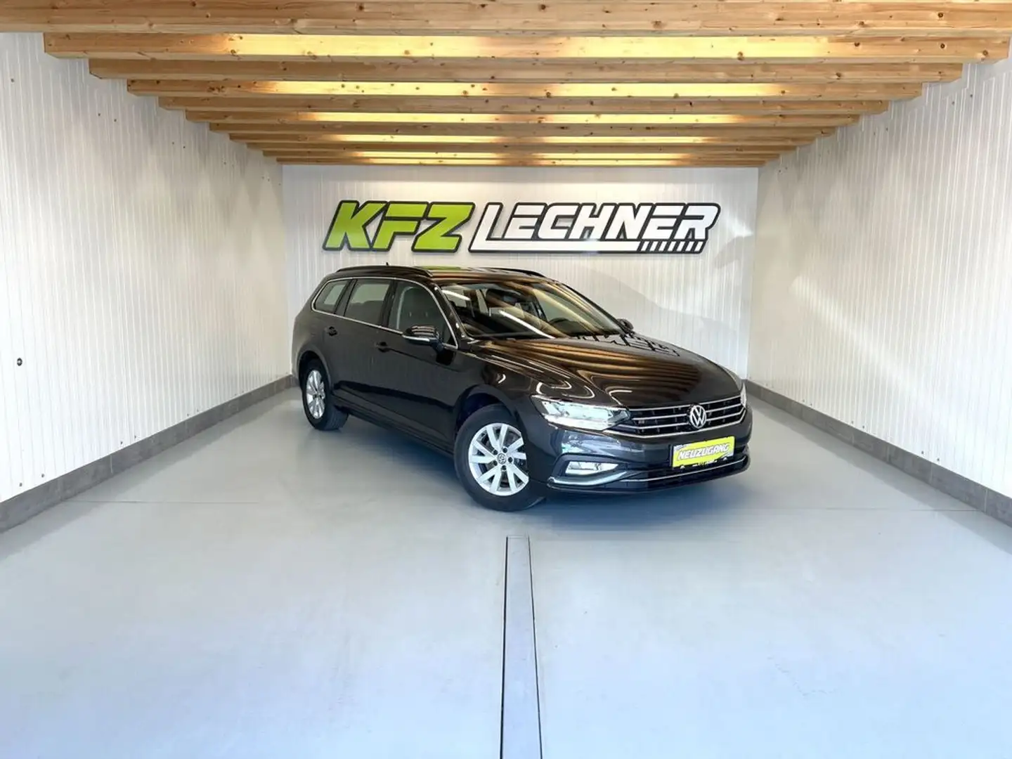 Volkswagen Passat Variant 1,6 TDI DSG ''AHK*NAVI*CARPLAY*ACC'' Gris - 1