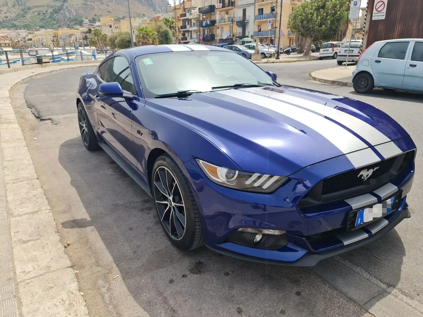 Ford Mustang Fastback 2.3 ecoboost 317cv auto - 1
