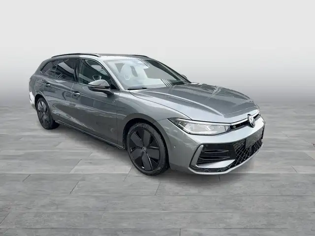 Volkswagen Passat view 7