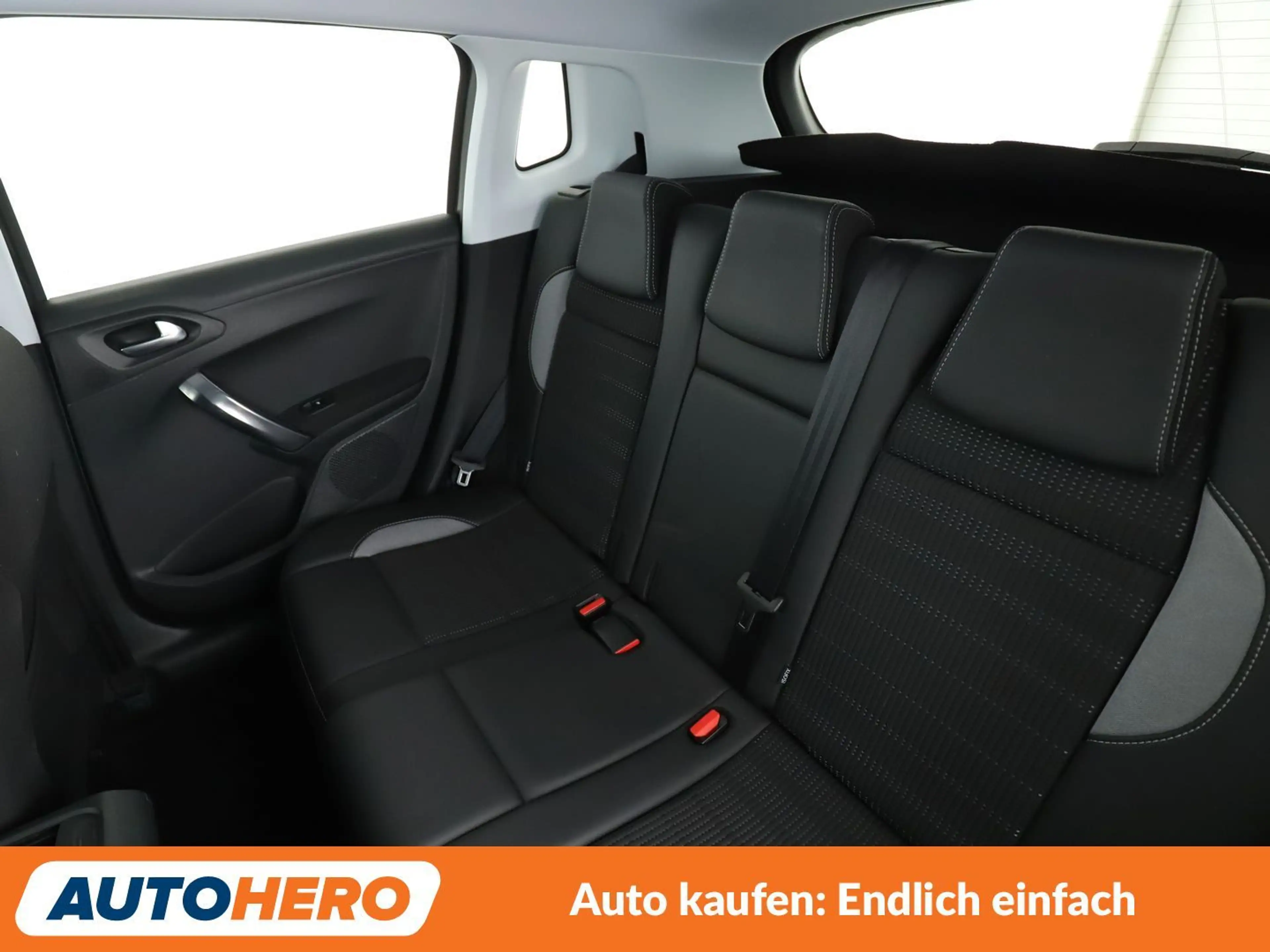 Peugeot 2008 1.2 PureTech Allure Aut.*TEMPO*PDC*SHZ*KLIMA* — photo 14
