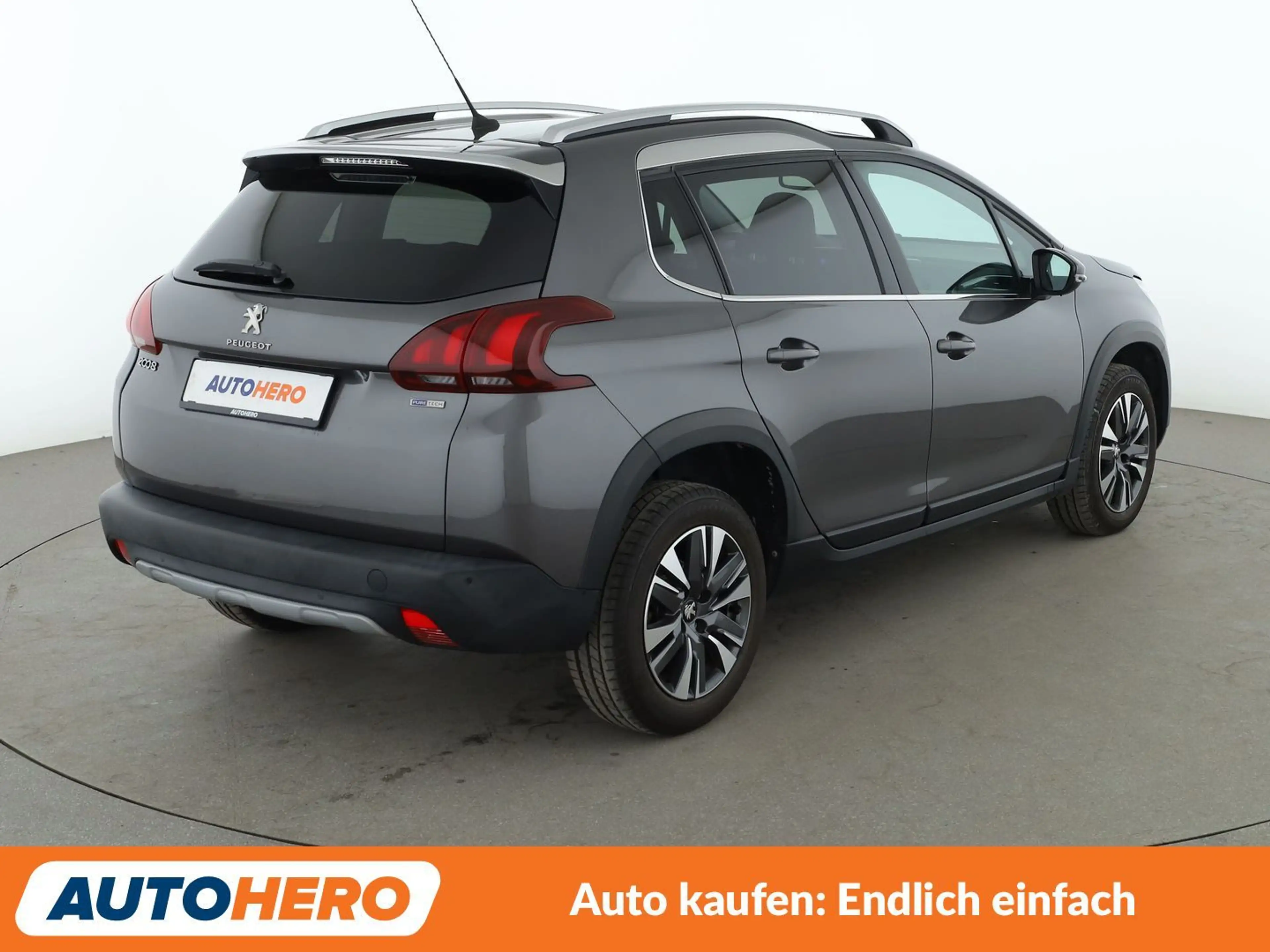 Peugeot 2008 1.2 PureTech Allure Aut.*TEMPO*PDC*SHZ*KLIMA* — photo 6