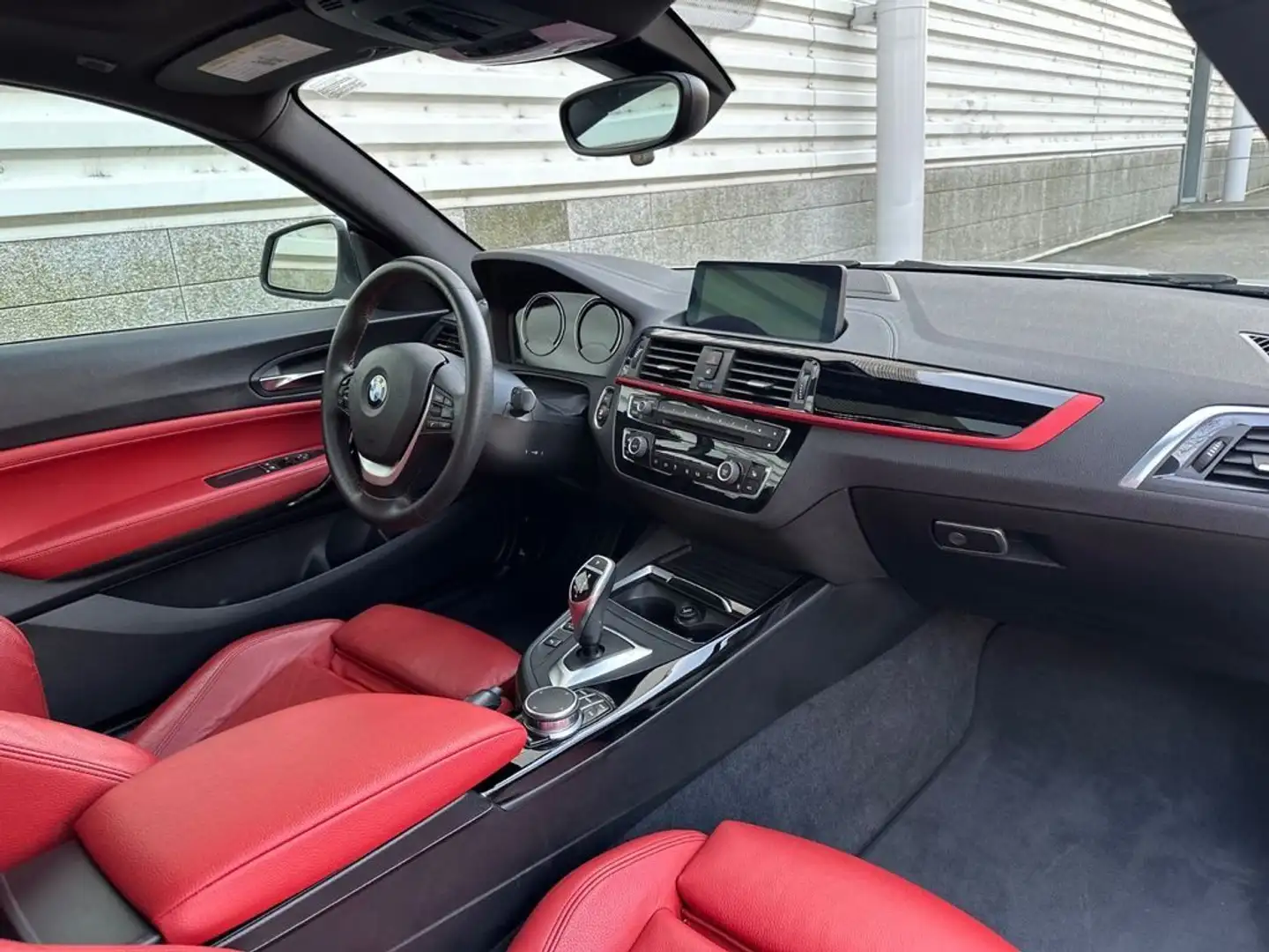 BMW 230 i Coupé Sport Line Bílá - 1