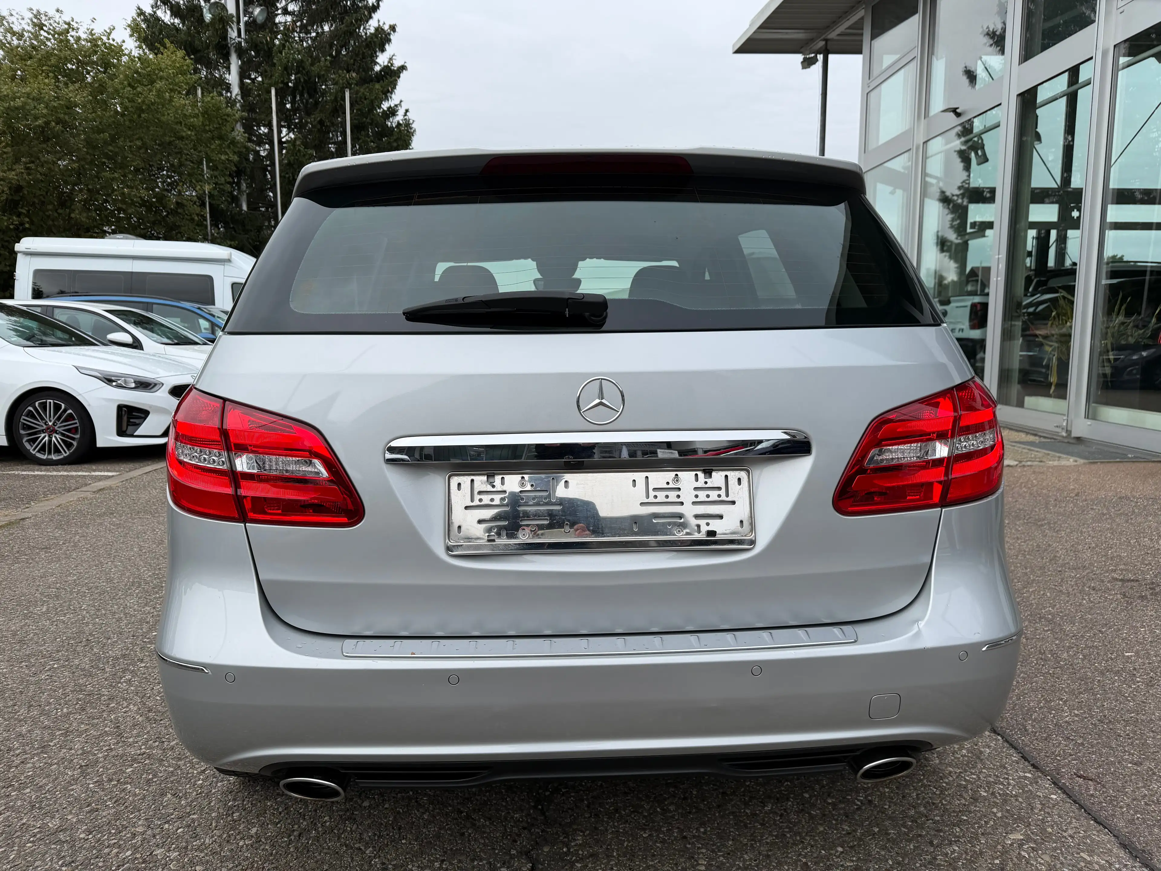 Mercedes-Benz B 220 CDI 7G-DCT *SPORTP./STANDH./NAVI/XENON/RFK/AHK* — photo 6