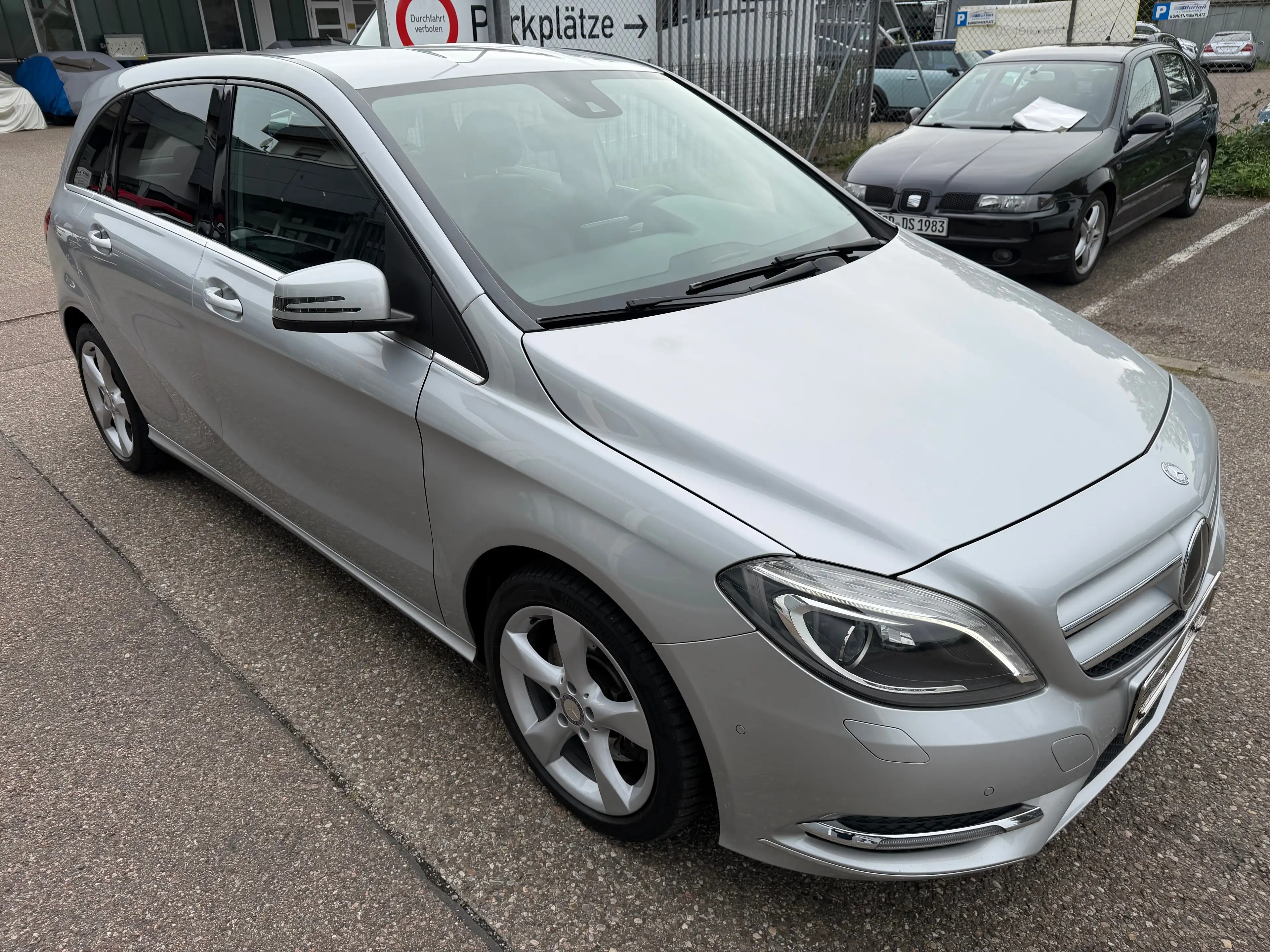 Mercedes-Benz B 220 CDI 7G-DCT *SPORTP./STANDH./NAVI/XENON/RFK/AHK* — photo 9