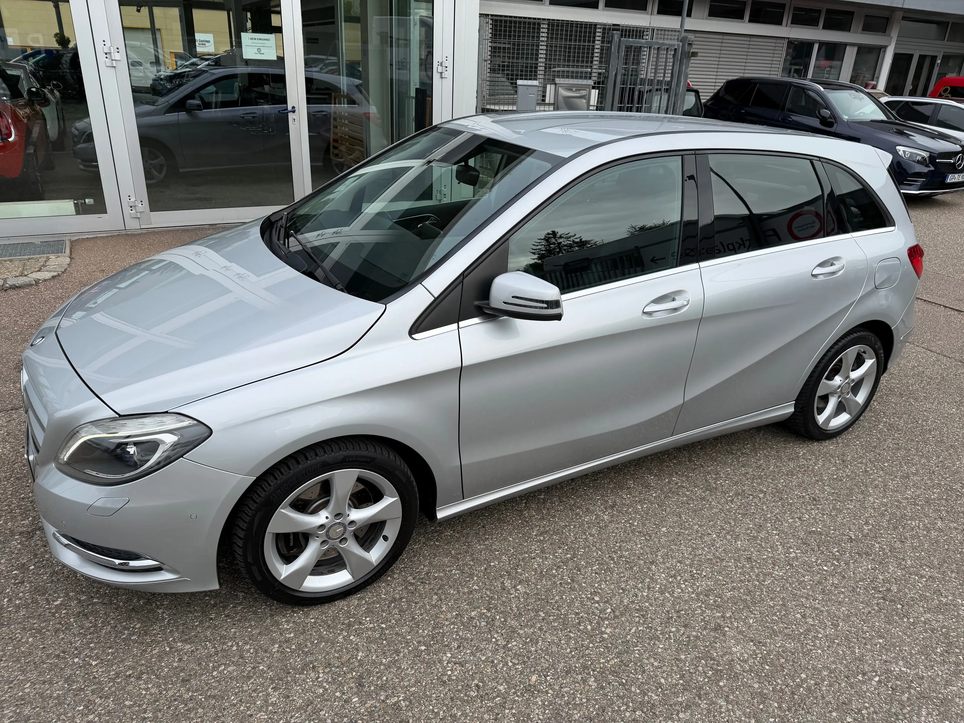 Mercedes-Benz B 220 CDI 7G-DCT *SPORTP./STANDH./NAVI/XENON/RFK/AHK* — photo 3