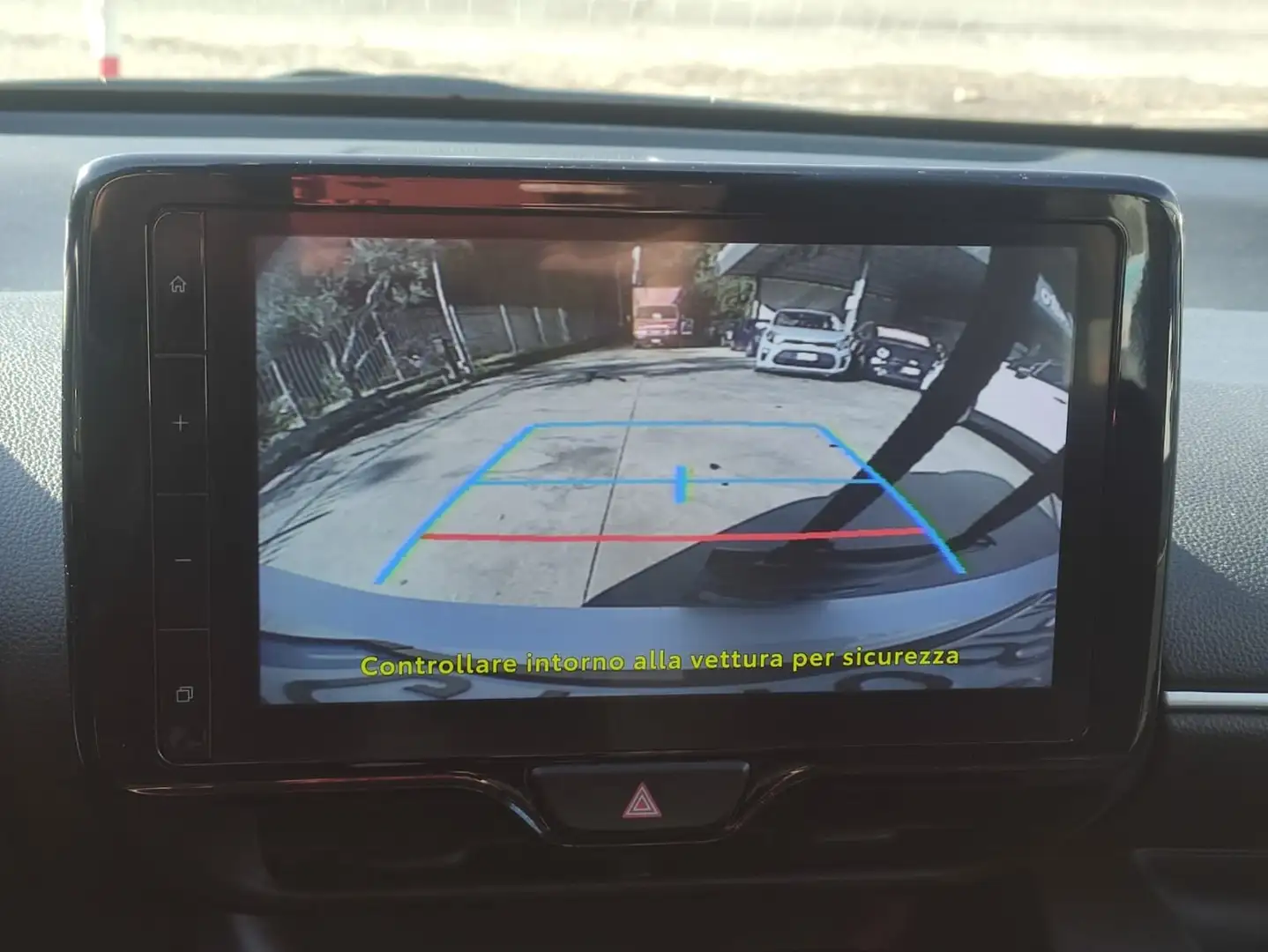 Toyota Yaris Yaris IV 1.5h Active Bianco - 2