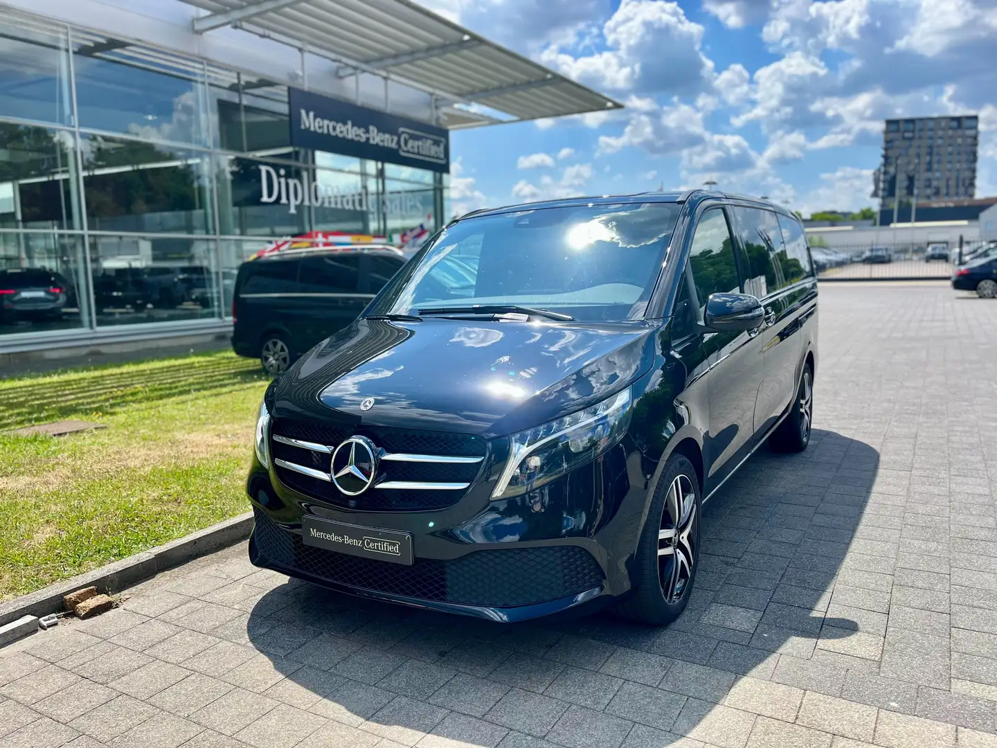 Mercedes-Benz V 250 V 250 d MWB Avantgarde (EU6AP) Nero - 1