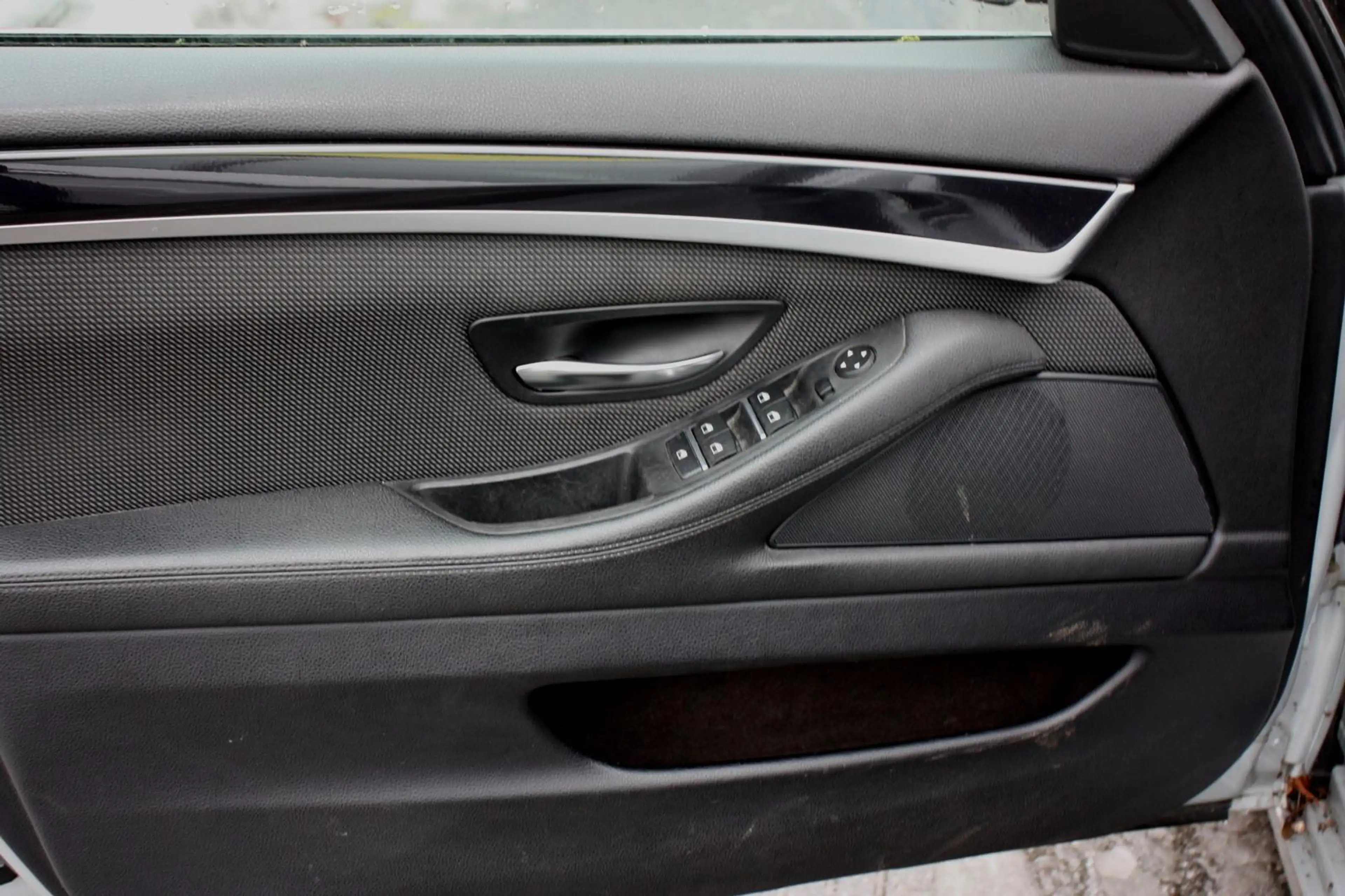 BMW 525 d Business 1. Hd MY Steptronic Navi PDC Sitzheizun — photo 4
