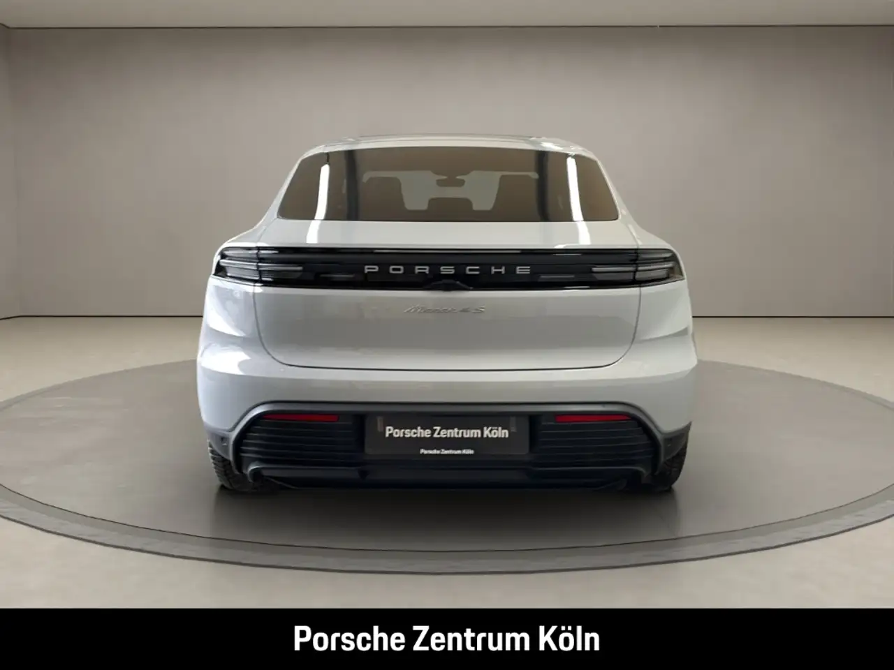 Porsche Macan 4S Surround-View BOSE Luftfederung 22-Zoll 4