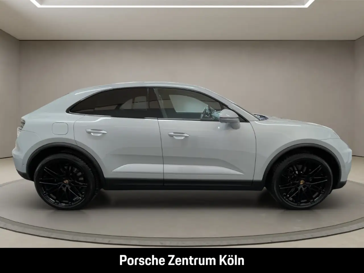 Porsche Macan 4S Surround-View BOSE Luftfederung 22-Zoll 6