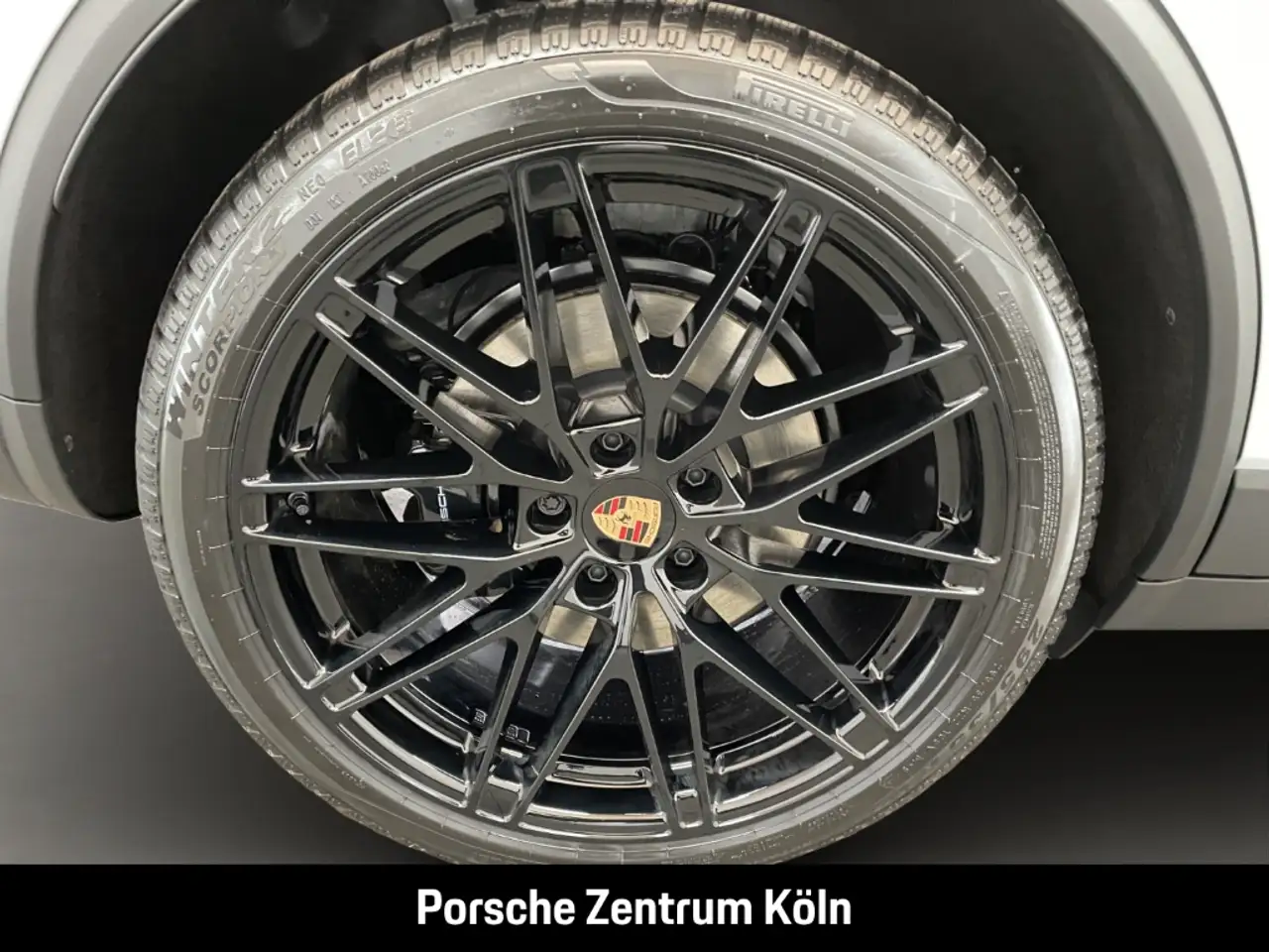 Porsche Macan 4S Surround-View BOSE Luftfederung 22-Zoll 10