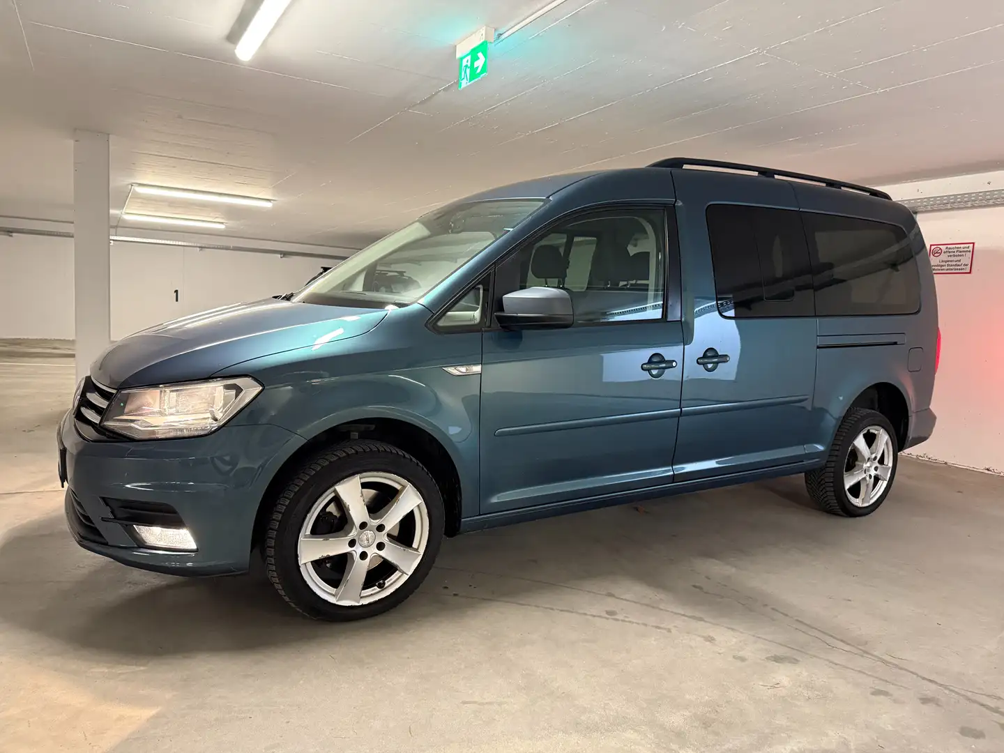 Volkswagen Caddy Maxi 7 Plätzer | 4Motion | 2.0 TDI Comfortline Grün - 1