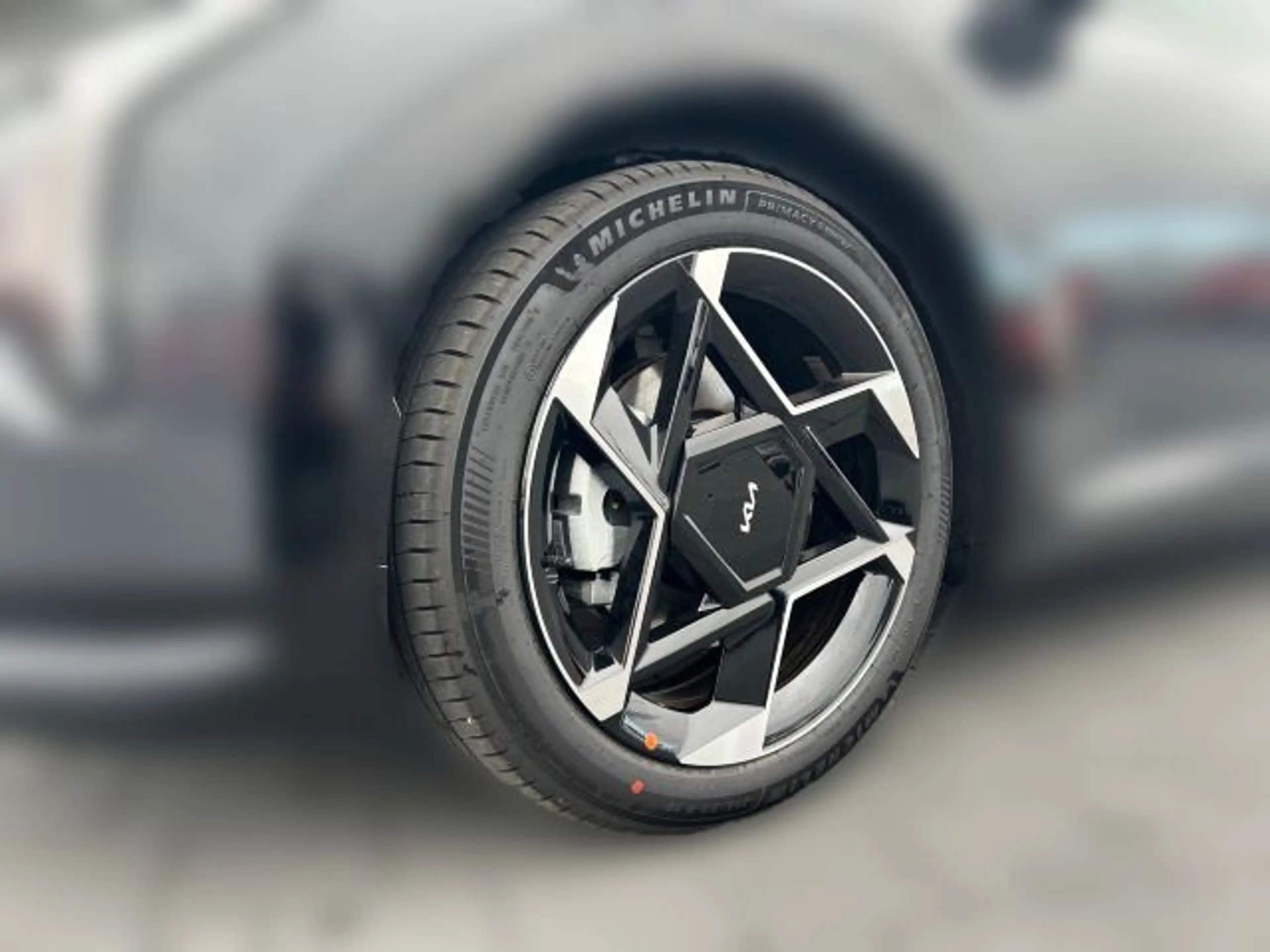 Kia EV4 81 GT-LINE DRIVE-WISE|COMFORT|CONNECT|AHK — photo 10