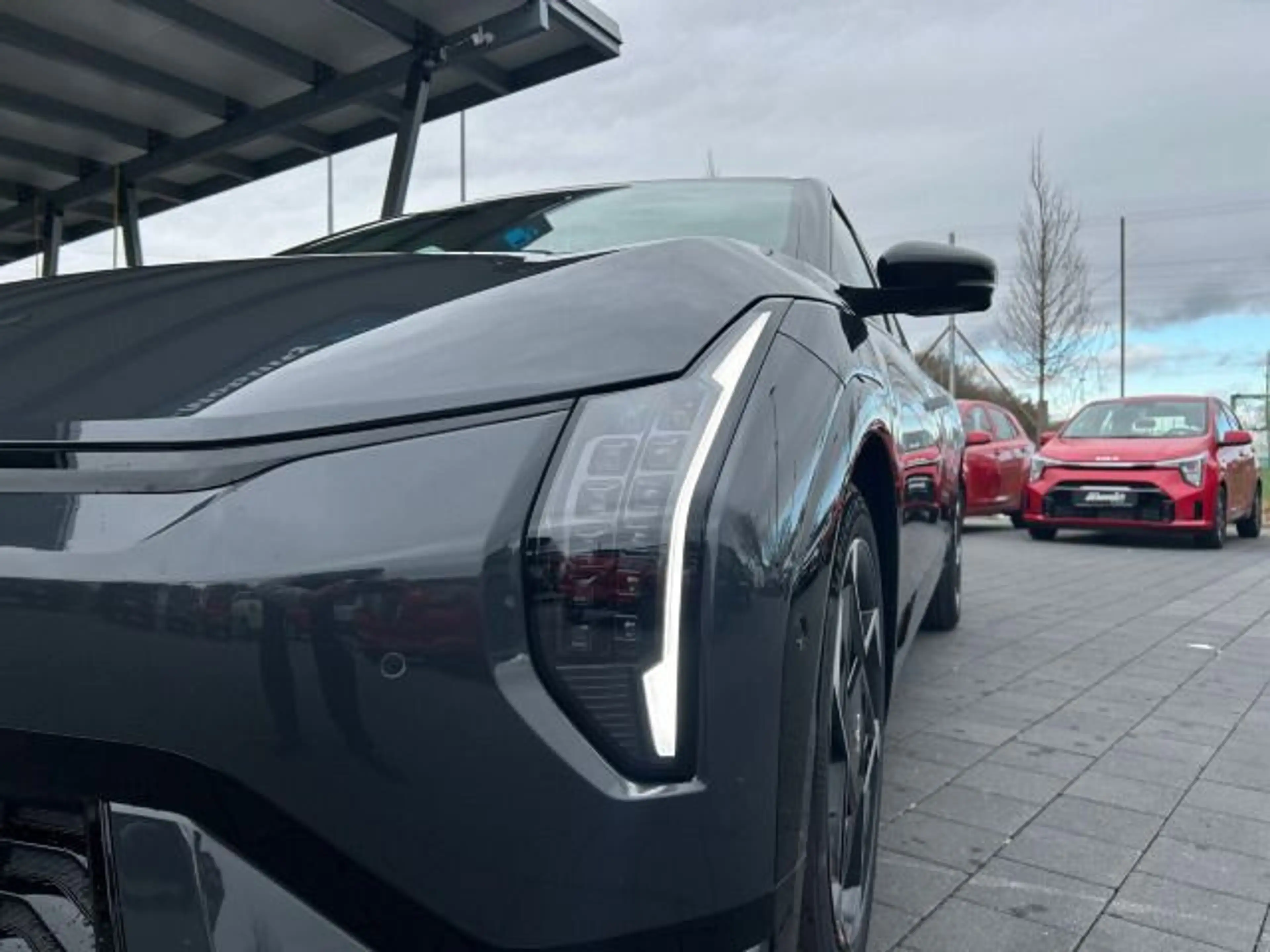 Kia EV4 81 GT-LINE DRIVE-WISE|COMFORT|CONNECT|AHK — photo 9