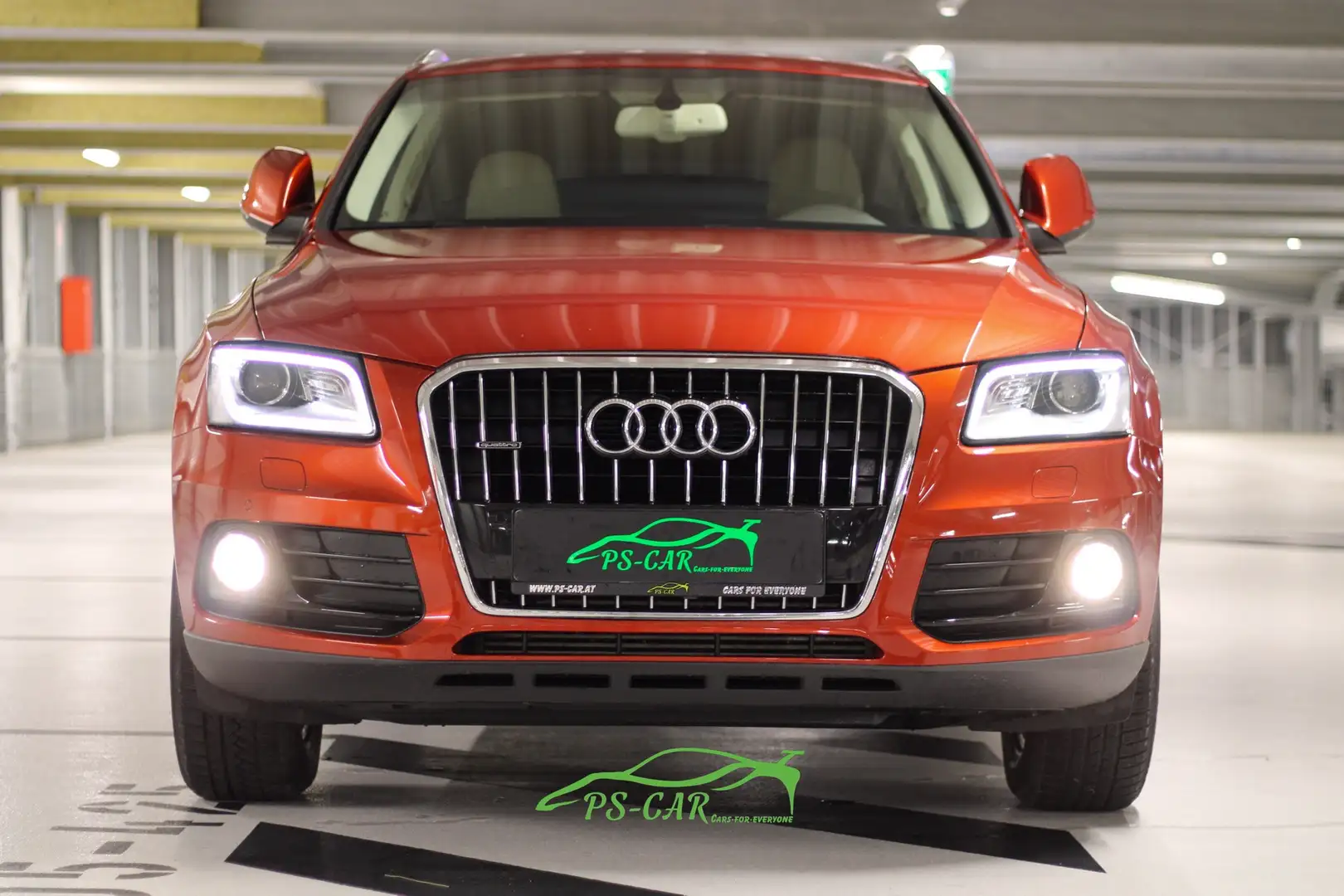 Audi Q5 2.0 TDI Quattro S-tronic **Erstbesitz** Roşu - 2