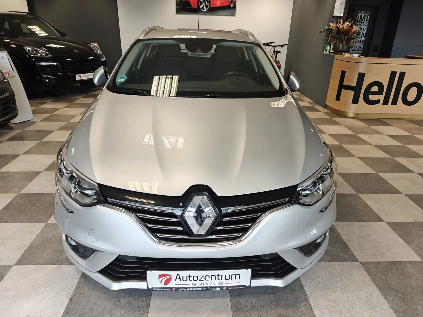 Renault Megane IV Grandtour Business Edition Grau - 2