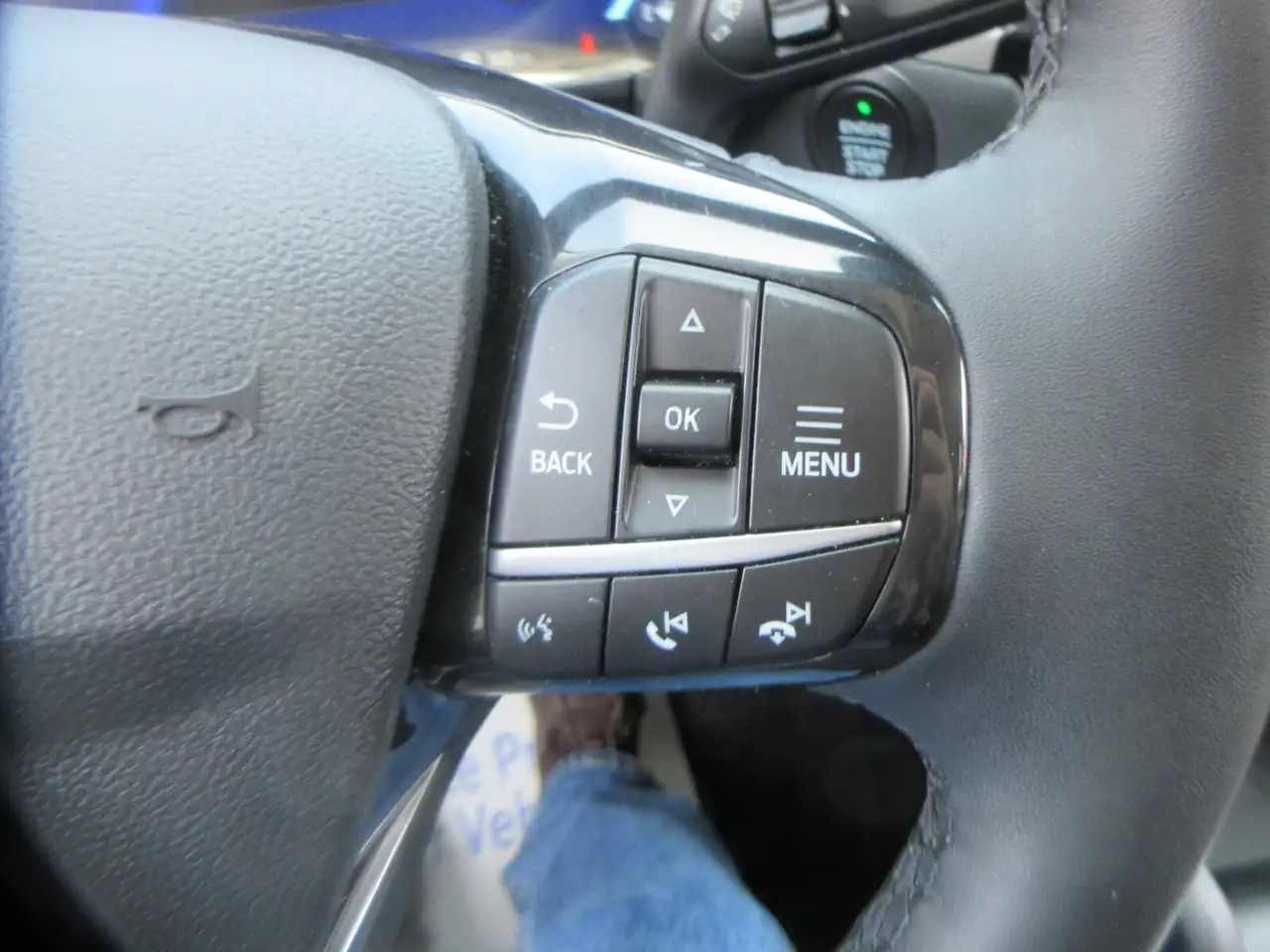 Ford Escape снимка Ford Escape