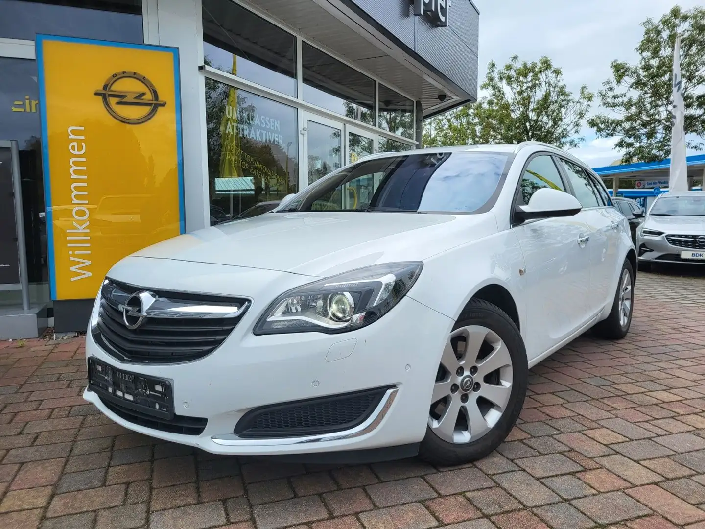 Opel Insignia A ST "Business Edition" BiXenon/2-Hand Blanc - 1