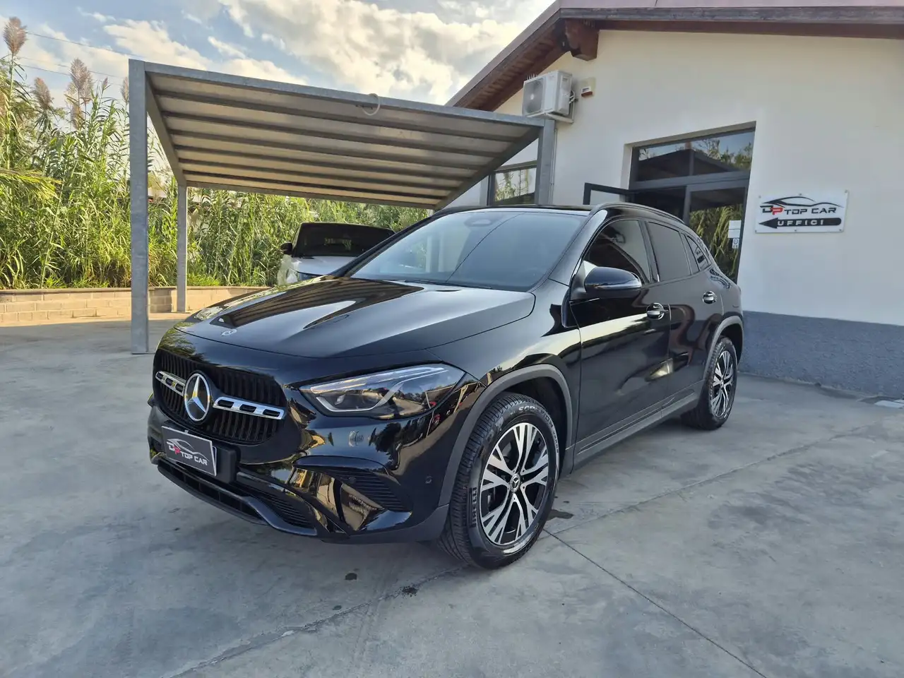 Mercedes-Benz GLA 200