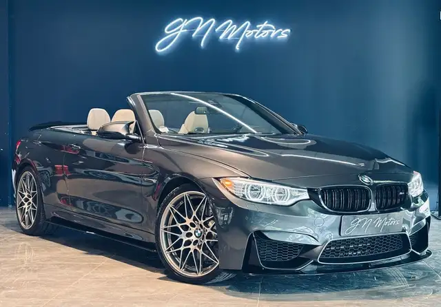 BMW M4 view 2