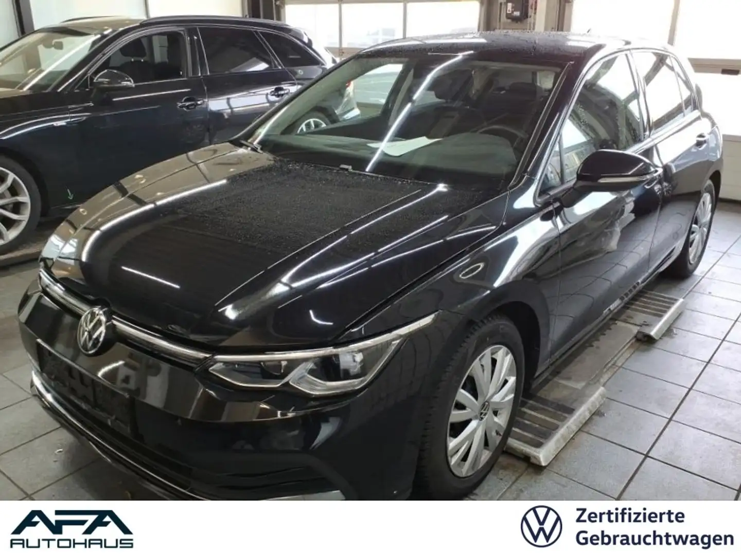 Volkswagen Golf VIII 2.0 TDI ACTIVE DSG AHK*RFK*ACC*Navi*17 Schwarz - 1