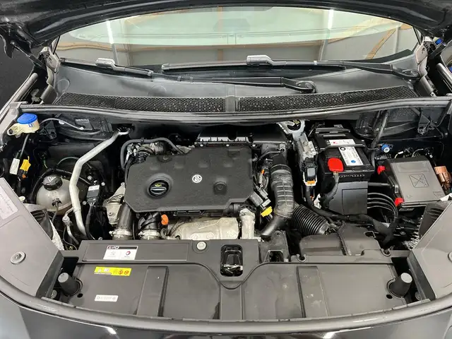 DS Automobiles DS 7 view 5
