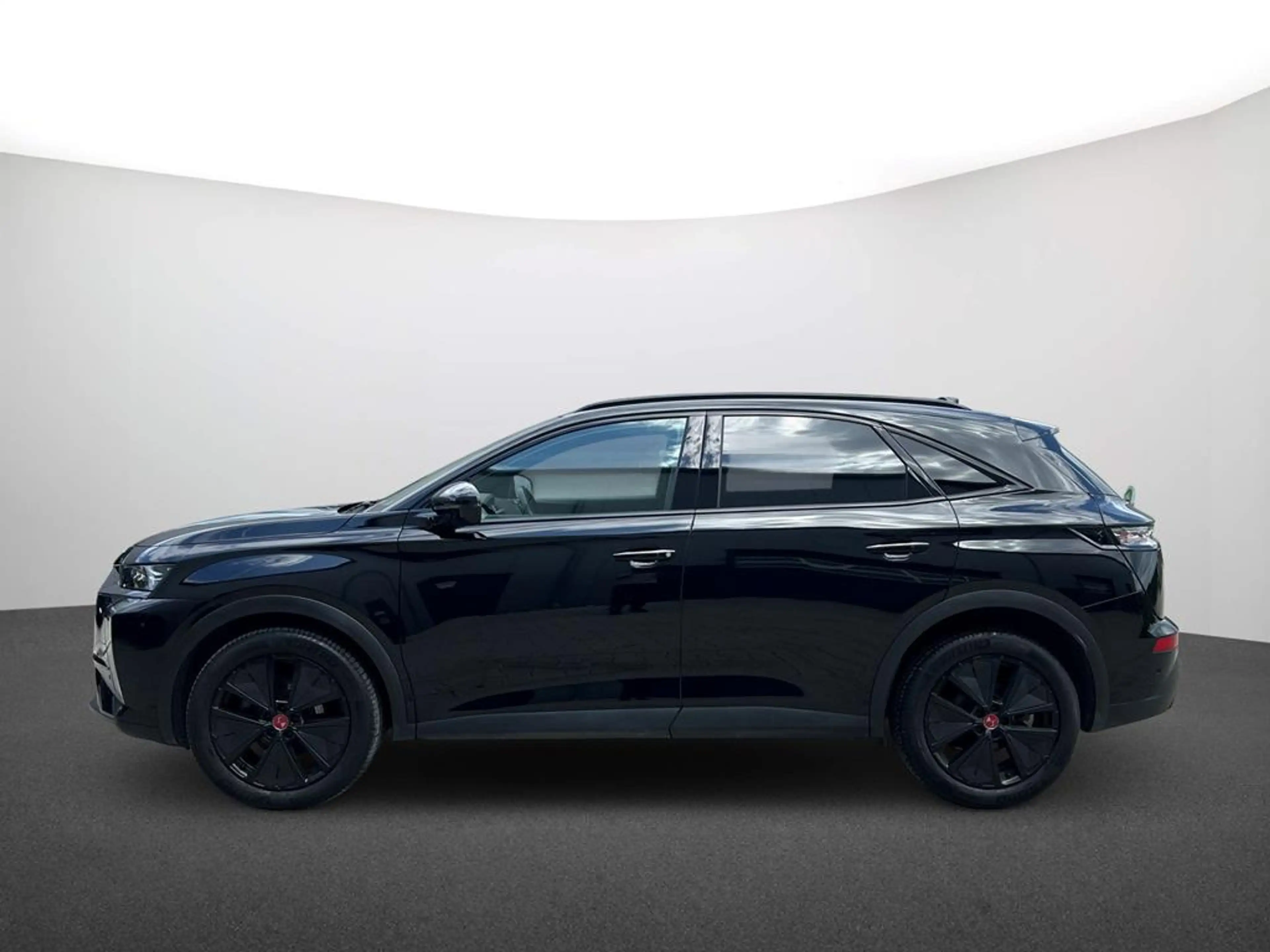DS Automobiles DS 7 Performance Line+ Blue HDI 130 — photo 4