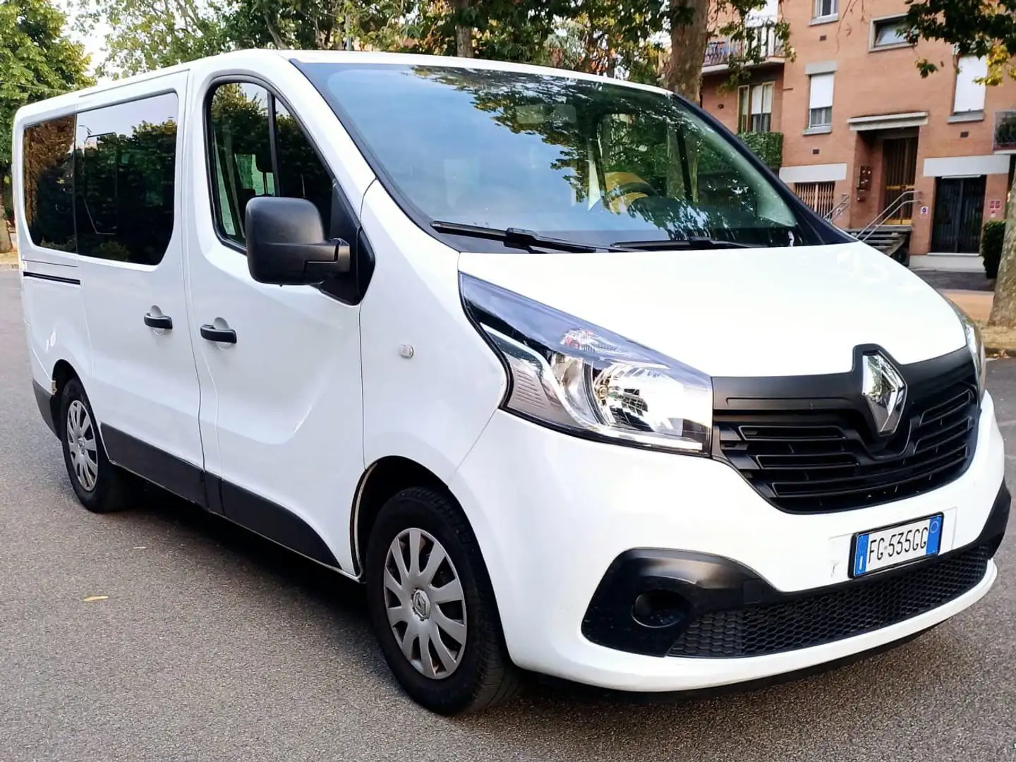 Renault Trafic Bianco - 1