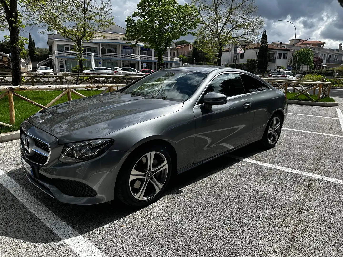 Mercedes-Benz E 350 Classe E - C238 Coupe Coupe eq-boost Sport auto Argento - 1