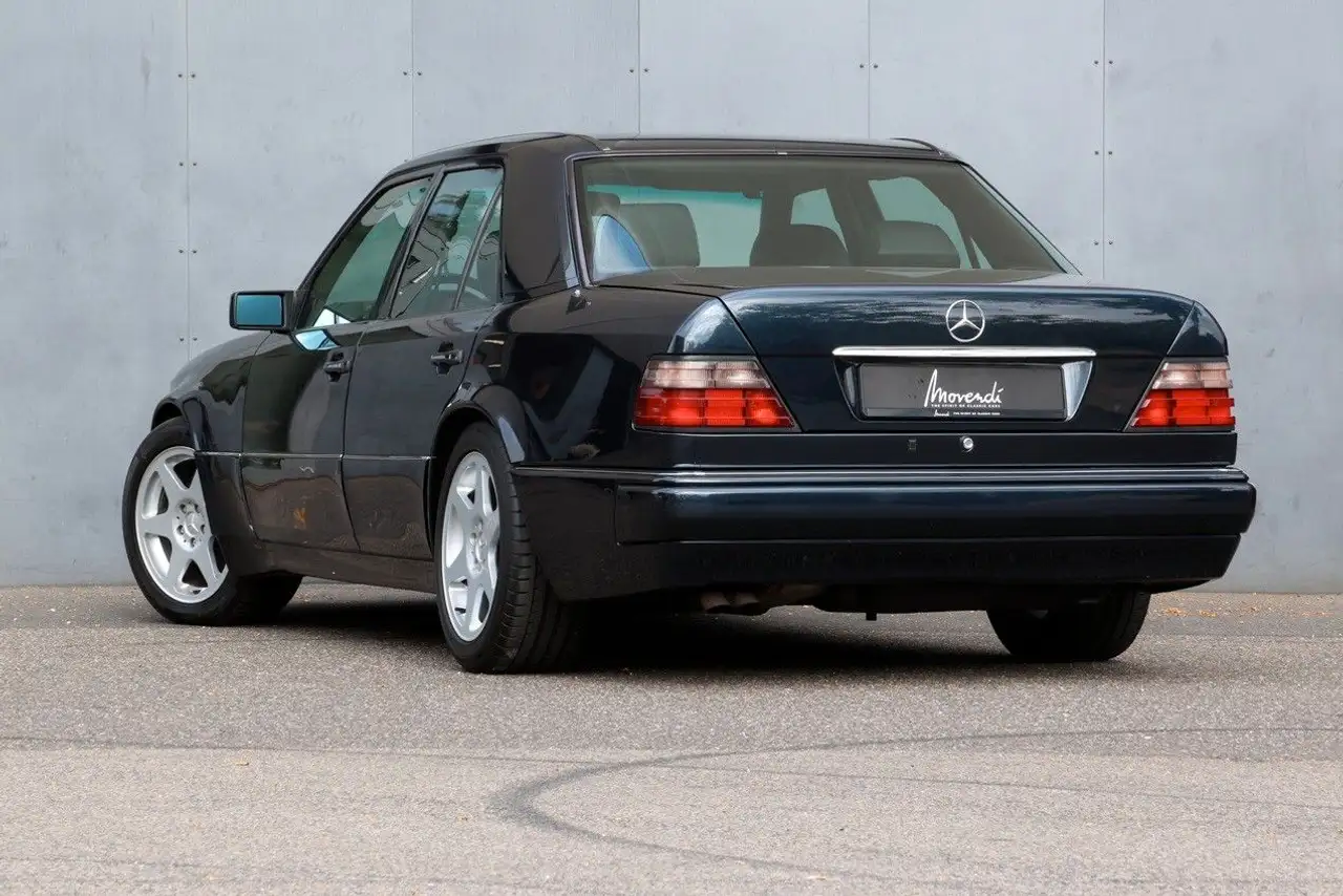 Mercedes-Benz E 500 Sondermodell Limited, Dt. Fahrzeug, foto 2