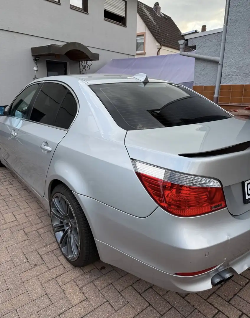 BMW 525 525i Aut. - 1