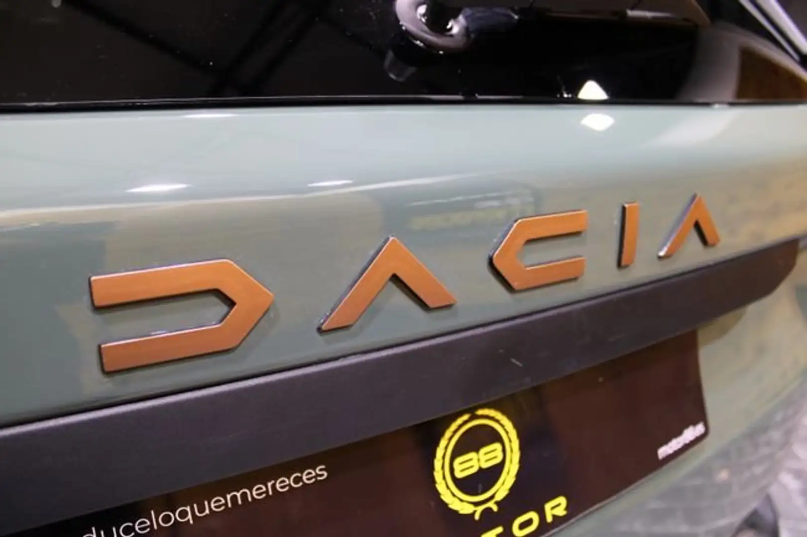 Dacia Duster Extreme TCE 96kW 48v (130CV) 4X2 Vert - 2