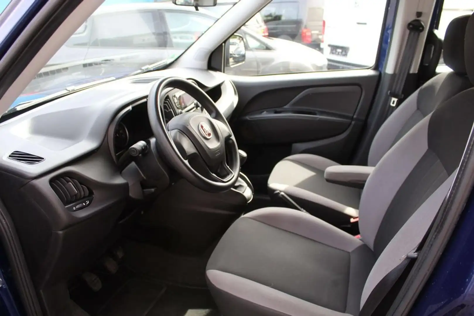 Fiat Doblo 1.4 16V Easy Albastru - 2
