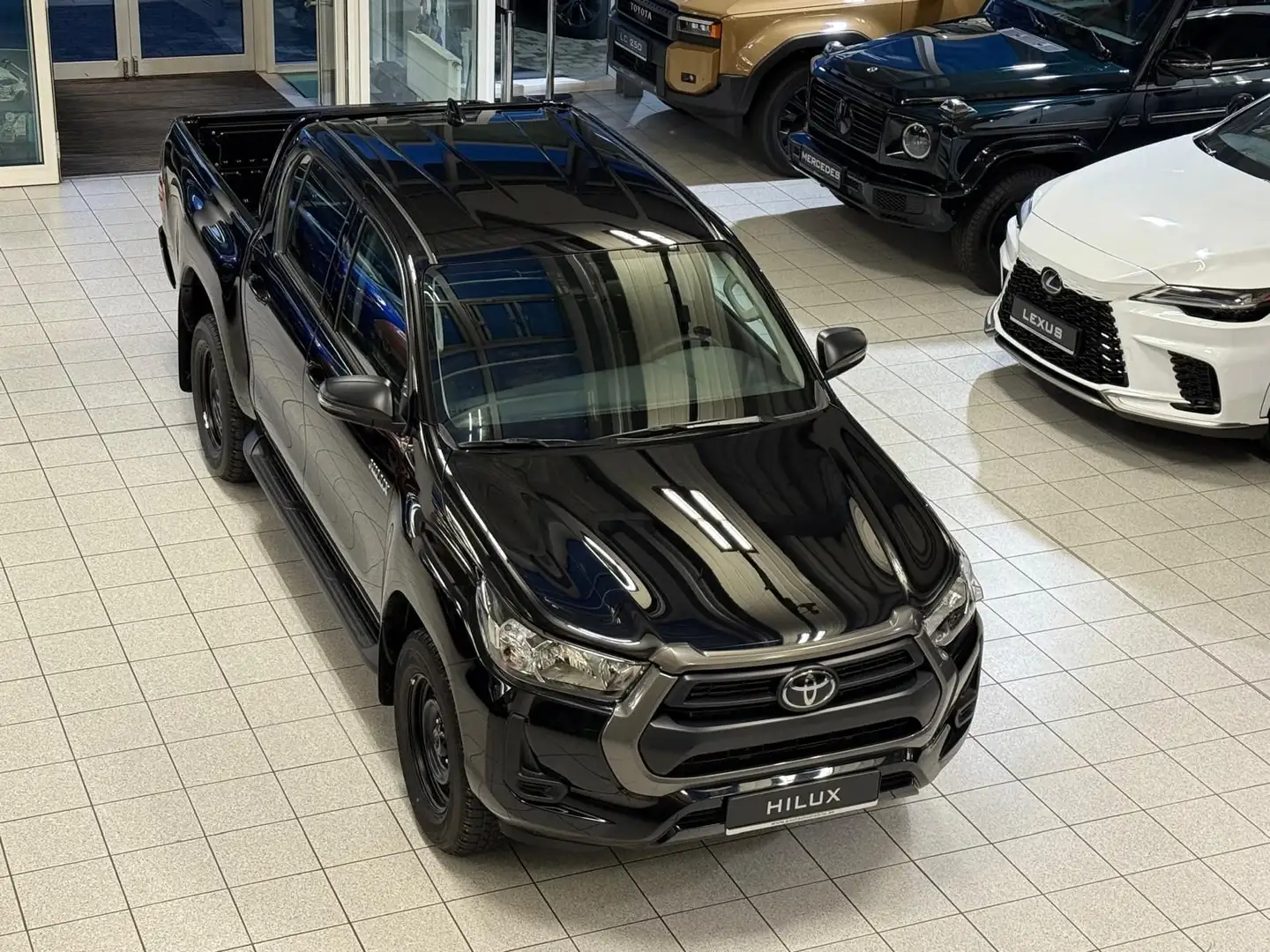 Toyota Hilux HILUX 2.8 DOUBLE CAB - KAMERA-SMART KEY-SITZH. Fekete - 1